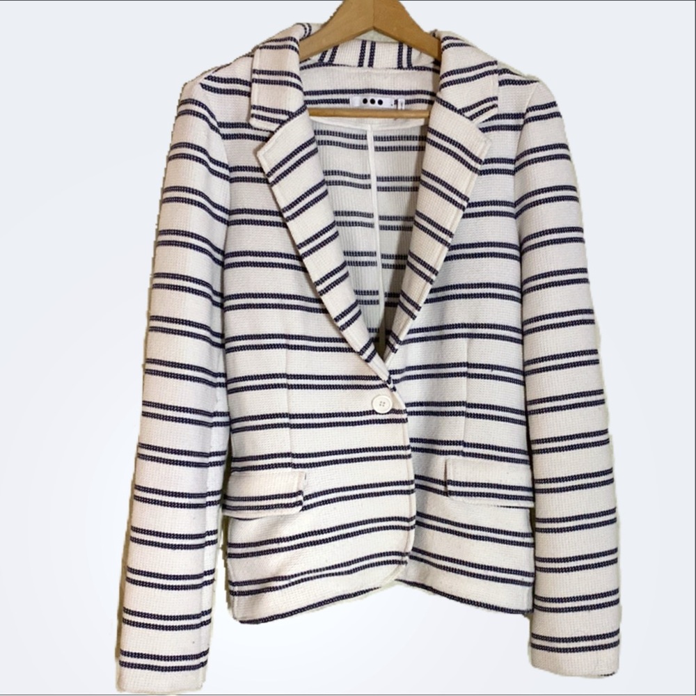 Three Dots White and Black Striped Blazer And Coordinating Tank